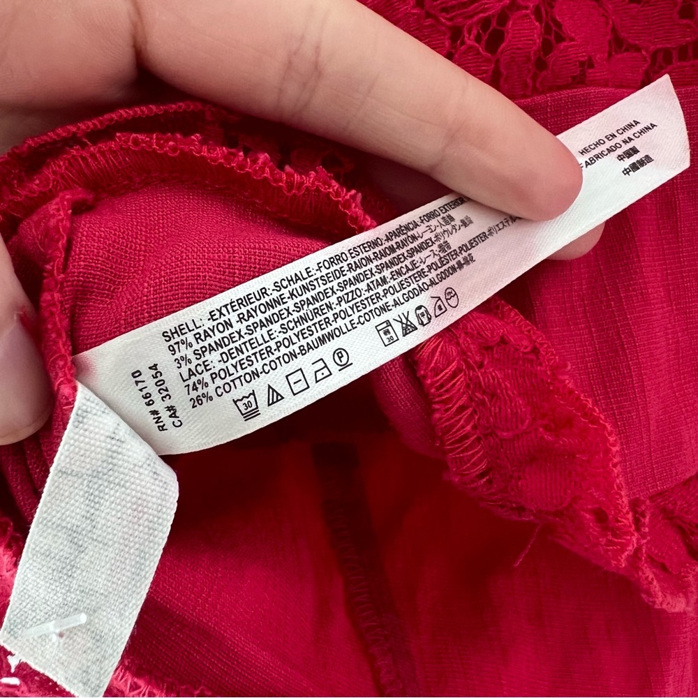NWT Free People Here I Go Cropped Tank Red Floral Lace Sleeveless Top Medium - Picture 4 of 6